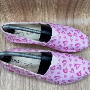 TOMS Pink Heart Pattern Flats